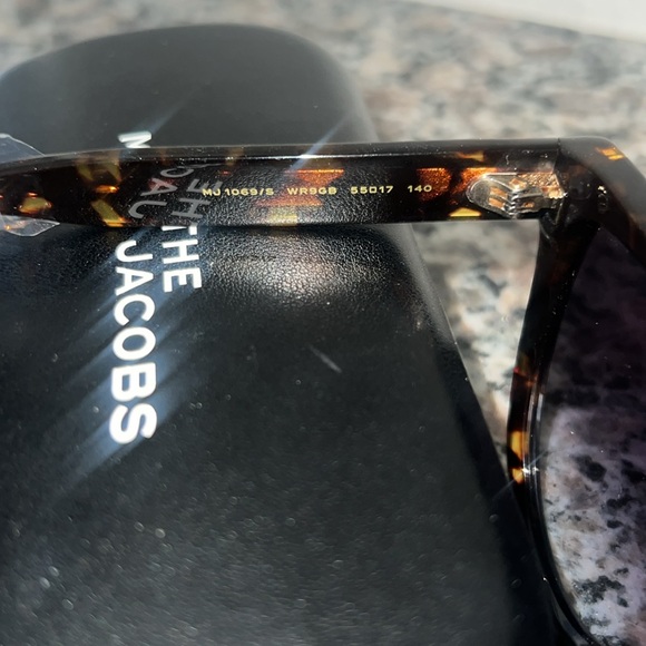 Marc Jacobs Sunglasses NIB - Picture 9 of 9